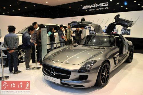 YψDƬ2014410գ^܇չυ^YSLS AMG܇Aӛz
